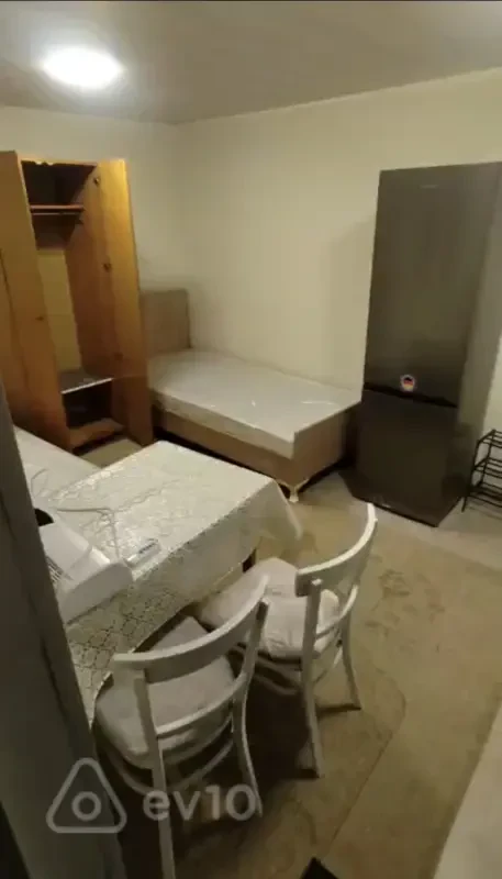 Kirayə verilir 1 otaqlı həyət evi 15 m²