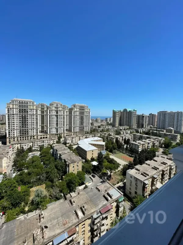 Kirayə verilir 3 otaqlı yeni tikili 90 m²