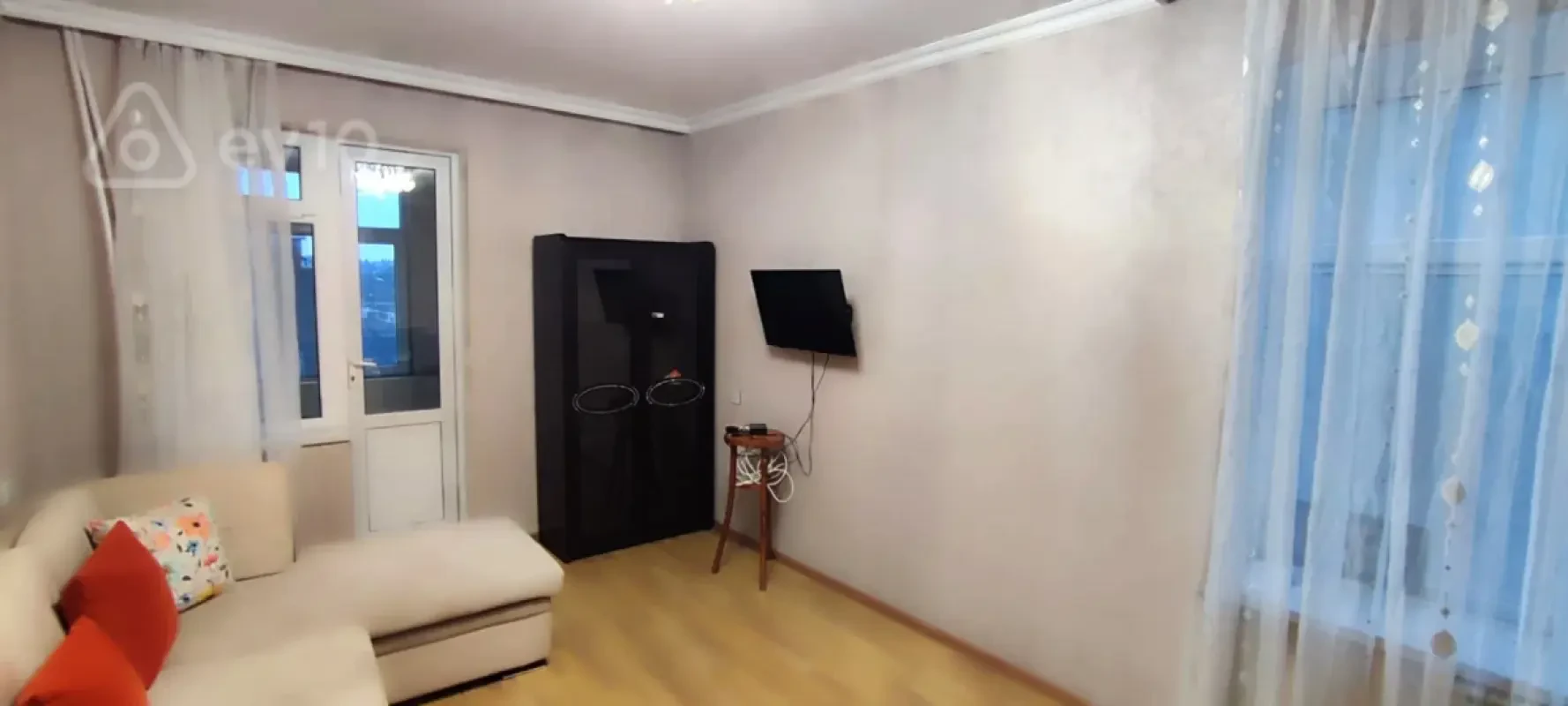 Kirayə verilir 3 otaqlı köhnə tikili 65 m²