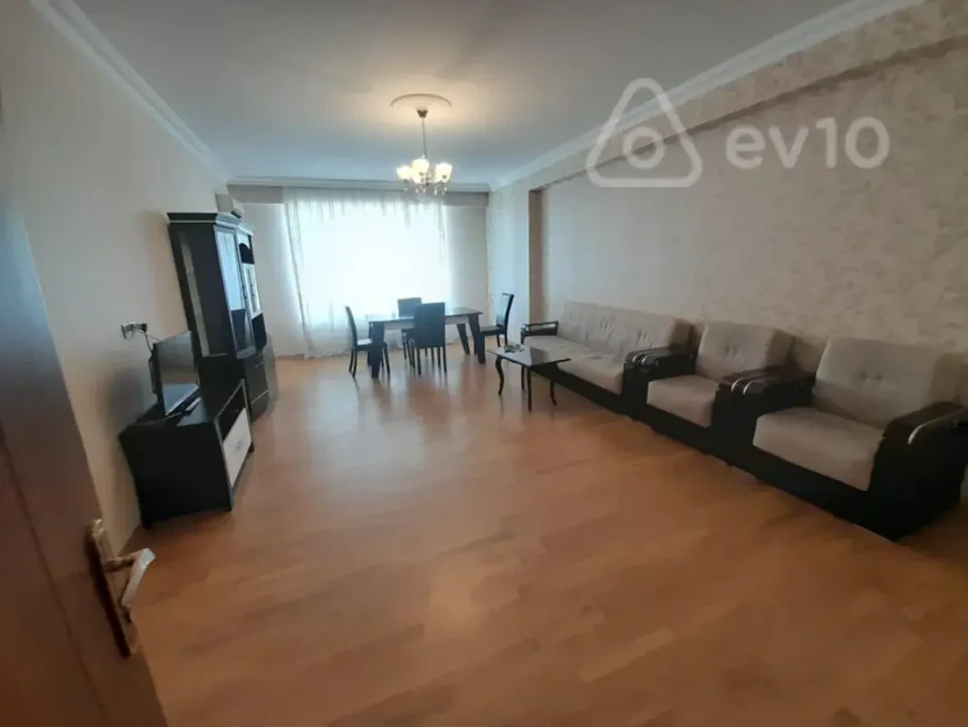 Kirayə verilir 3 otaqlı yeni tikili 128 m²