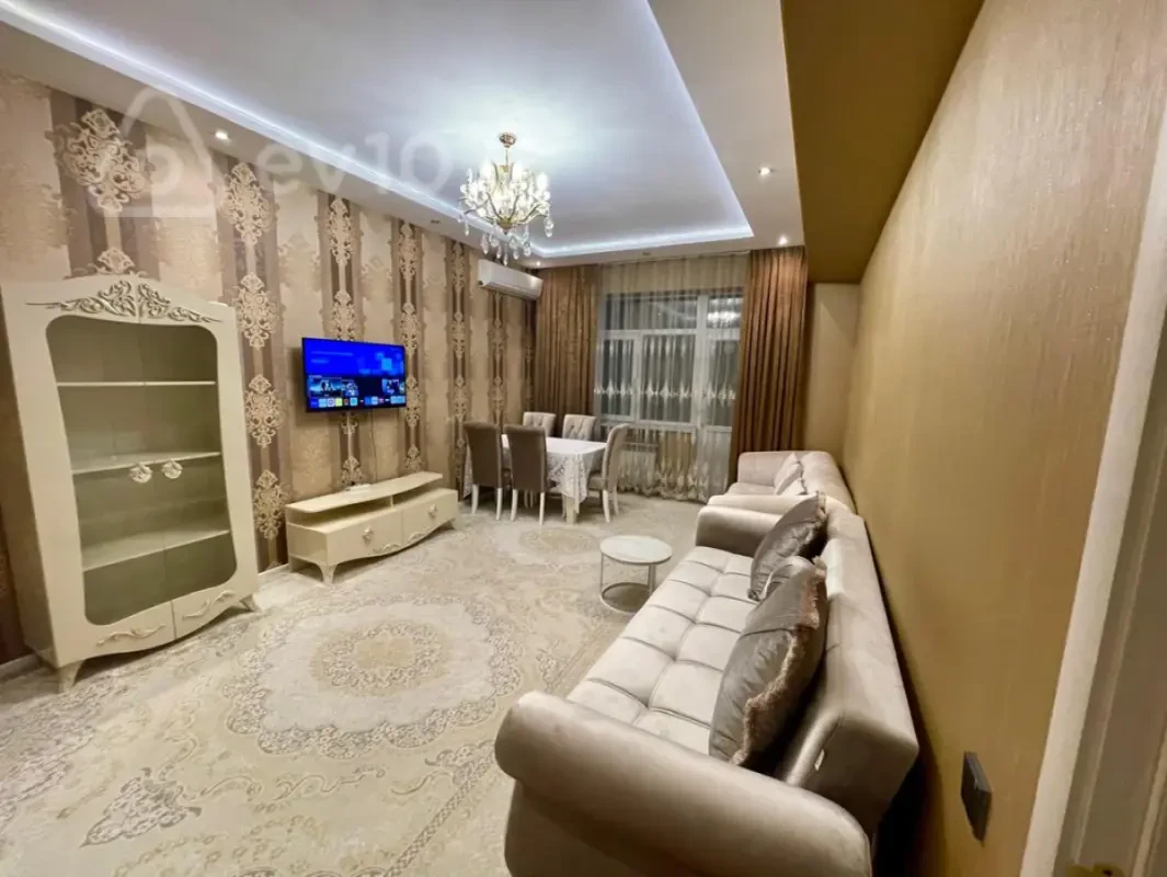 Kirayə verilir 3 otaqlı yeni tikili 110 m²