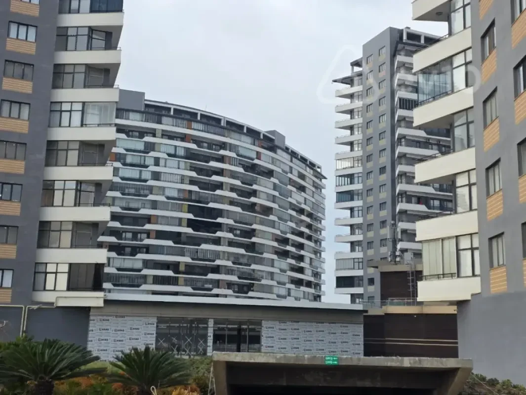Satılır 2 otaqlı yeni tikili 80.5 m²