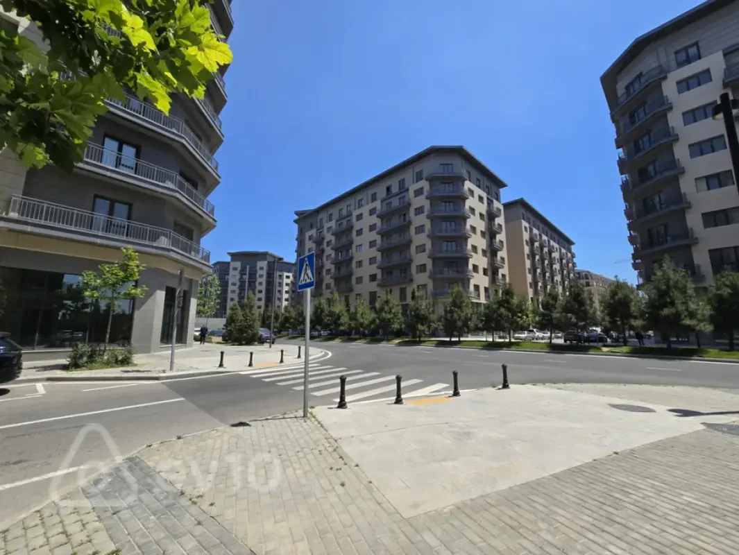 Satılır mənzil 480 m²