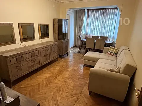 Satılır 3 otaqlı köhnə tikili 80 m² — Bakı, Yasamal 3 otaq 80.00 m²
