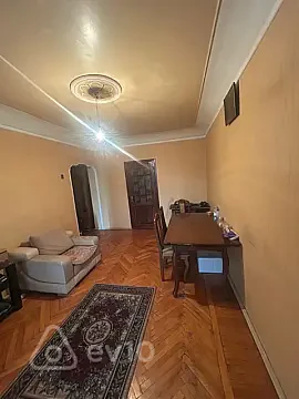 Kirayə verilir 2 otaqlı köhnə tikili 60 m² — Bakı, Nizami 2 otaq 60.00 m²