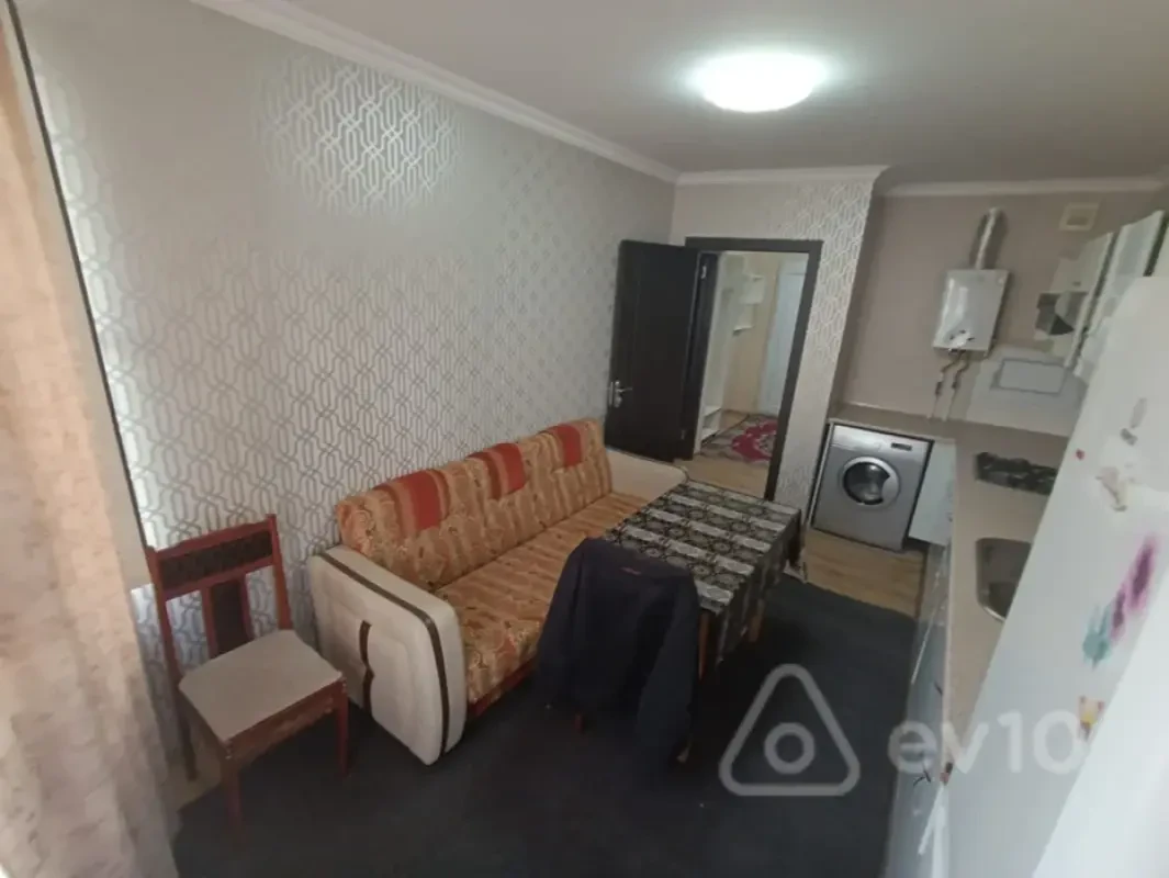 Kirayə verilir 2 otaqlı yeni tikili 70 m²