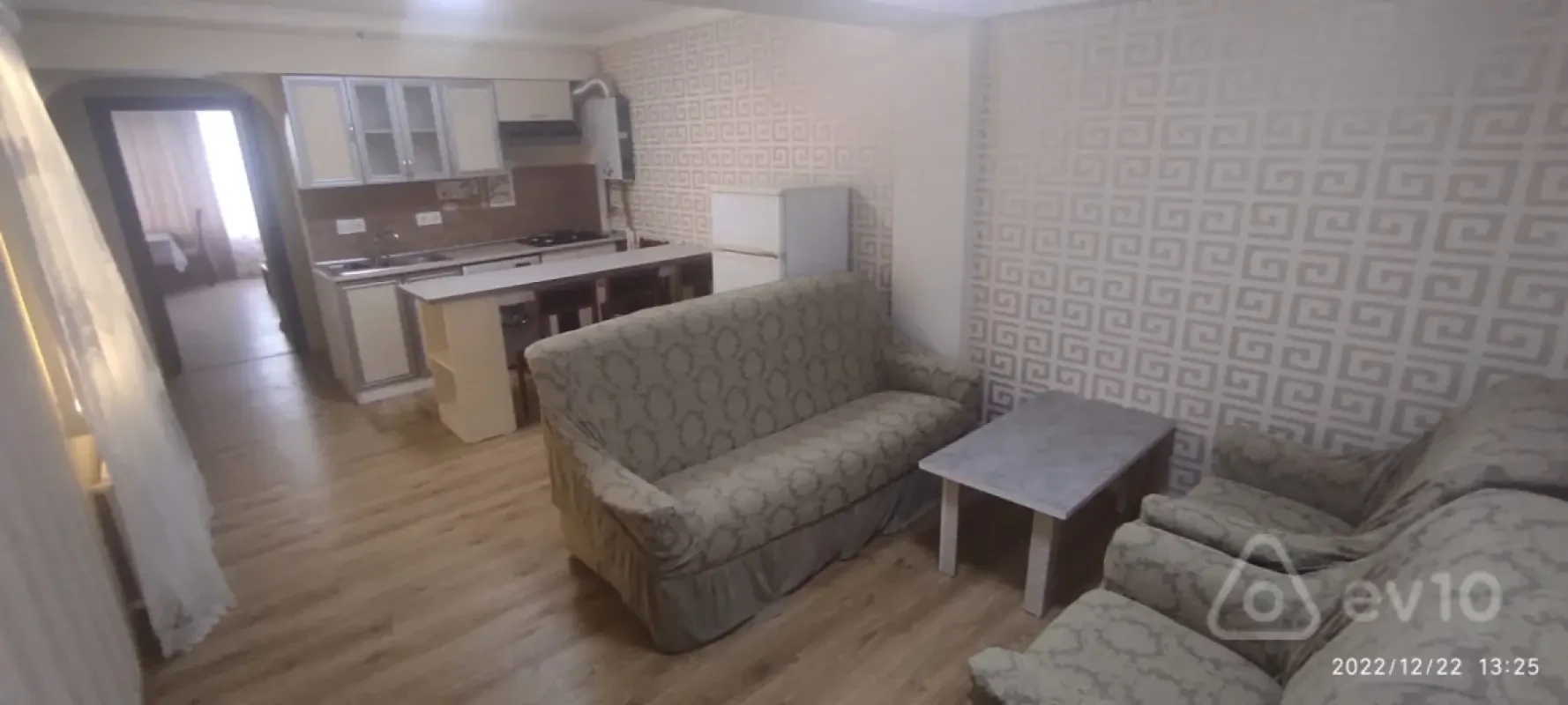 Kirayə verilir 2 otaqlı yeni tikili 75 m²
