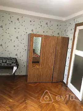 Kirayə verilir 2 otaqlı köhnə tikili 55 m² — Bakı, Yasamal 2 otaq 55.00 m²