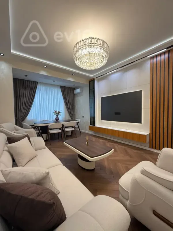 Satılır 3 otaqlı yeni tikili 105 m²