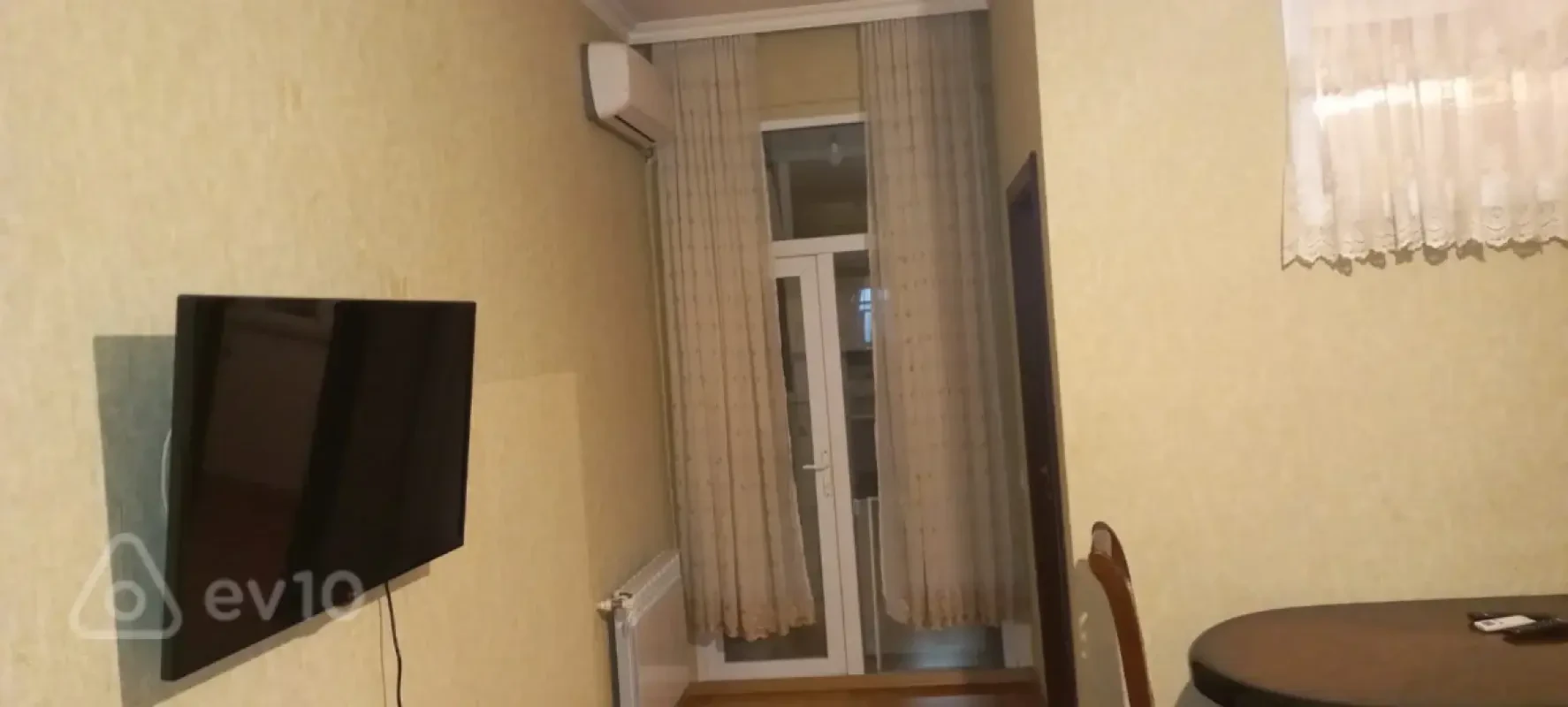 Kirayə verilir 2 otaqlı yeni tikili 56 m²