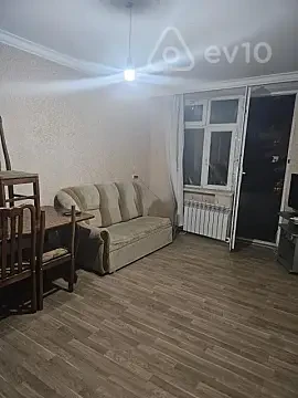 Kirayə verilir 2 otaqlı köhnə tikili 45 m² — Bakı, Nizami 2 otaq 45.00 m²