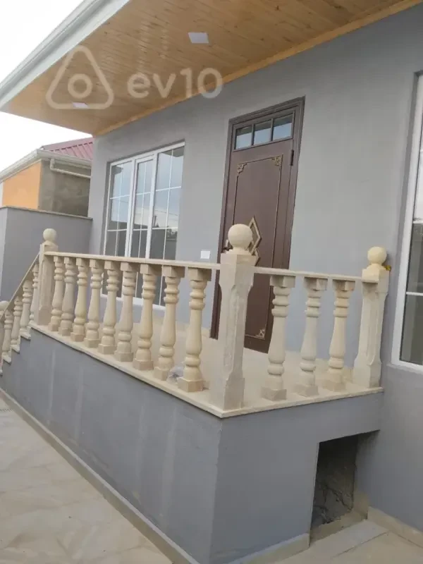 Satılır 3 otaqlı həyət evi 83 m²