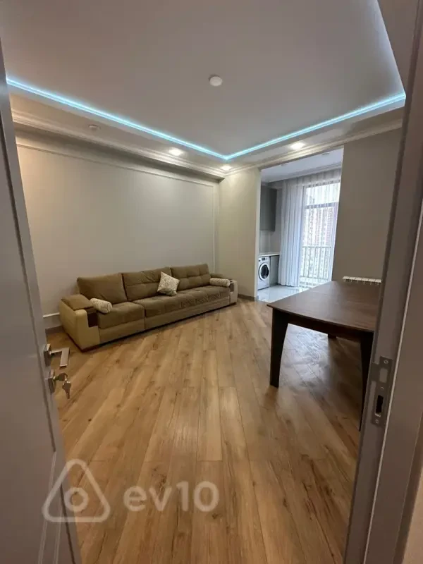 Satılır 2 otaqlı yeni tikili 64 m²