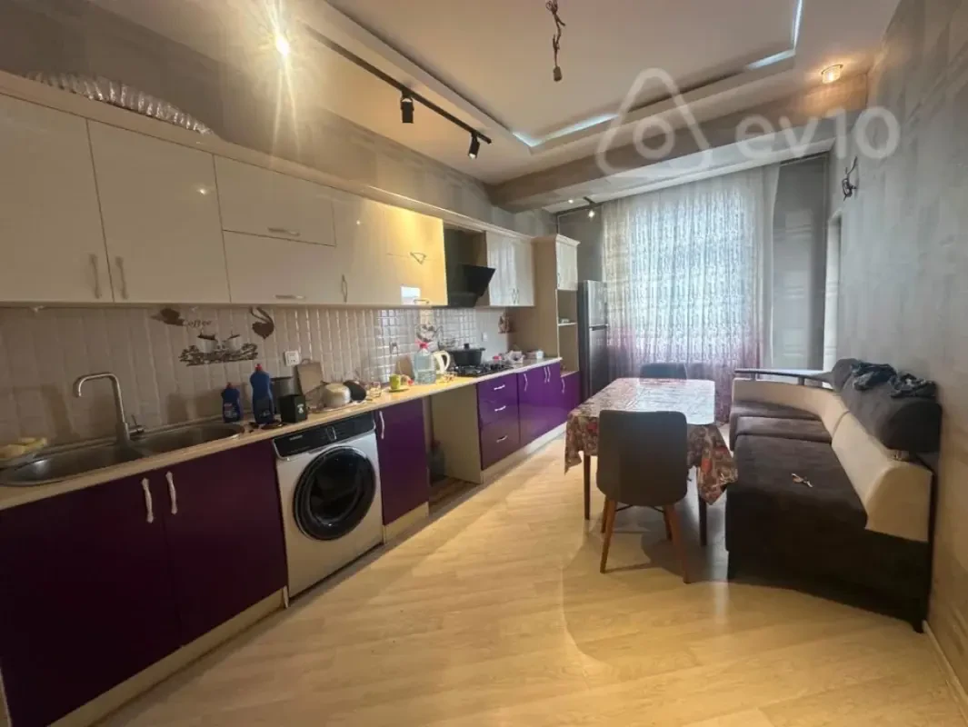 Kirayə verilir 3 otaqlı yeni tikili 121 m²