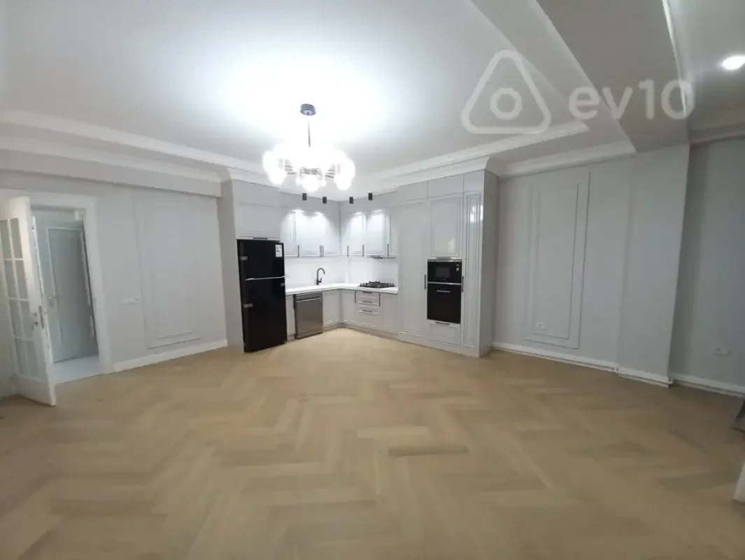 Satılır 2 otaqlı yeni tikili 77 m²