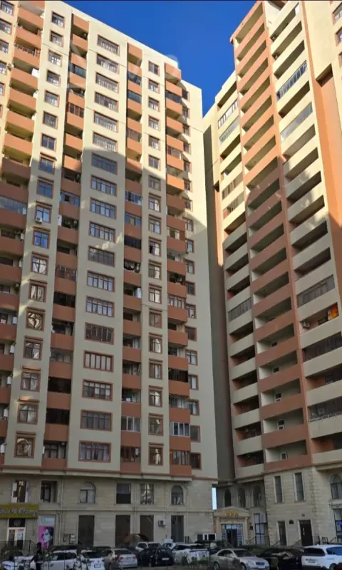 Satılır 4 otaqlı yeni tikili 147 m²