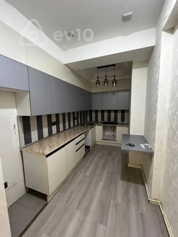 Kirayə verilir 2 otaqlı yeni tikili 63 m²