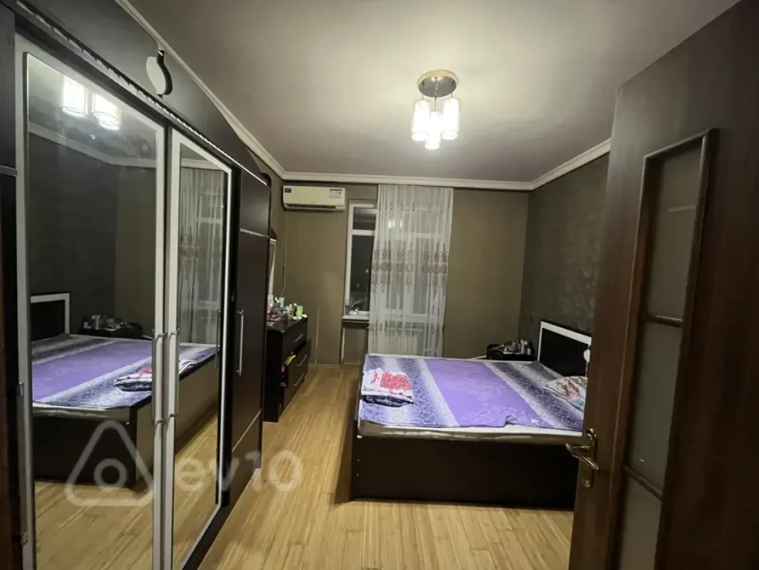 Kirayə verilir 2 otaqlı köhnə tikili 25 m²