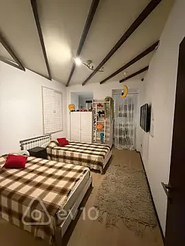 Kirayə verilir 3 otaqlı köhnə tikili 80 m² — Bakı, Səbail 3 otaq 80.00 m²