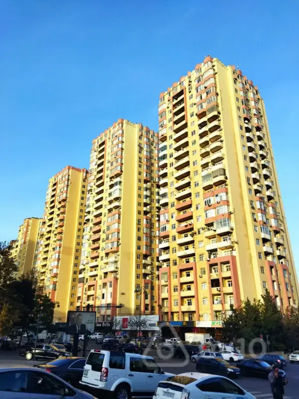 Satılır 4 otaqlı yeni tikili 145 m²