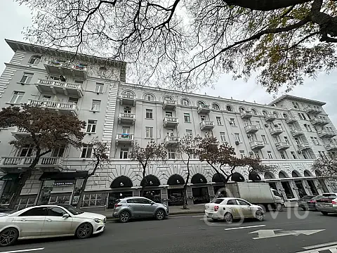 Kirayə verilir 2 otaqlı köhnə tikili 50 m² — Bakı, Səbail 2 otaq 50.00 m²