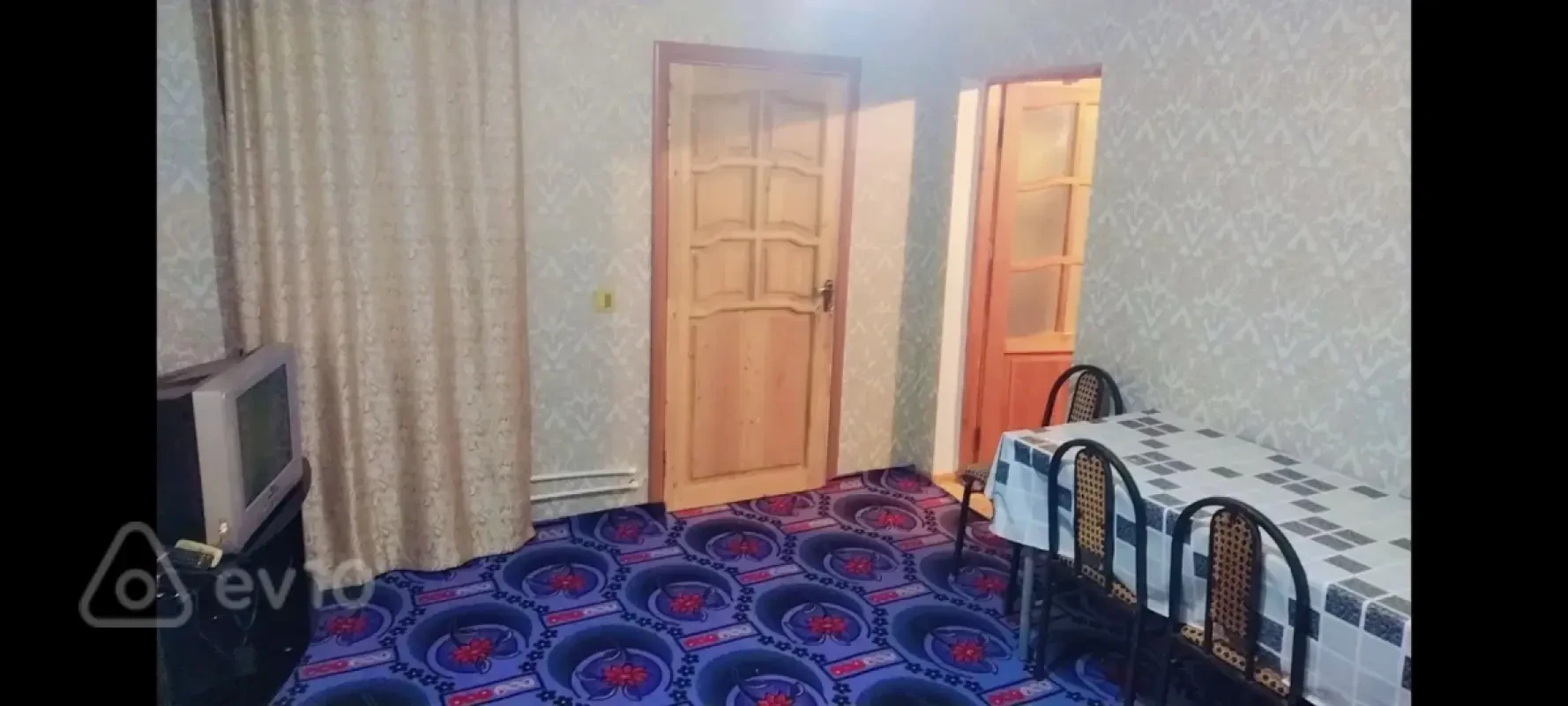 Kirayə verilir 2 otaqlı köhnə tikili 45 m²