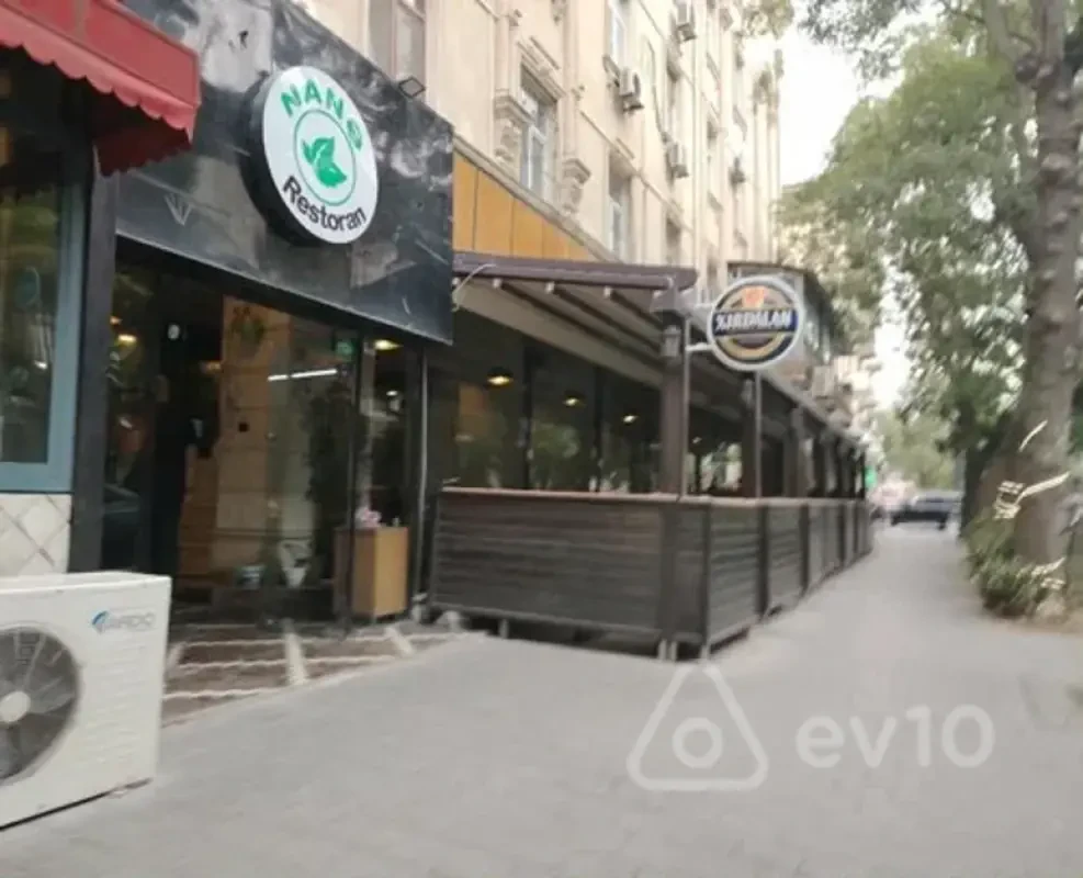Kirayə verilir 3 otaqlı köhnə tikili 75 m²