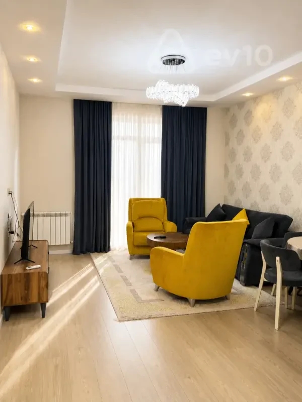 Kirayə verilir 2 otaqlı yeni tikili 70 m²
