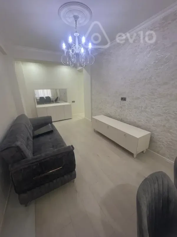 Kirayə verilir 2 otaqlı yeni tikili 65 m²