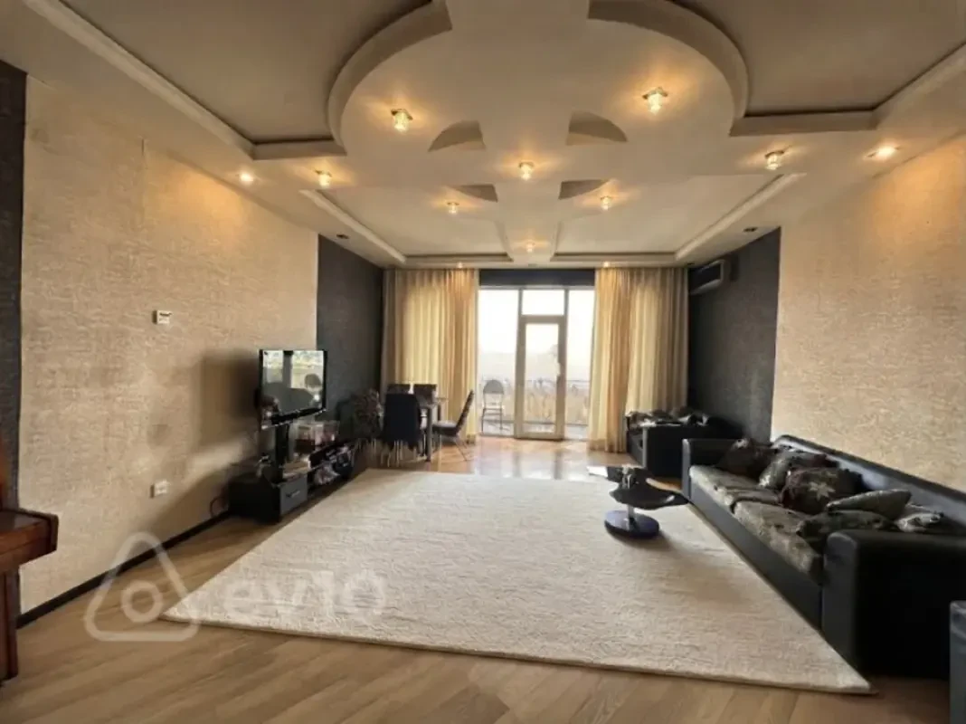Satılır 3 otaqlı yeni tikili 127 m²