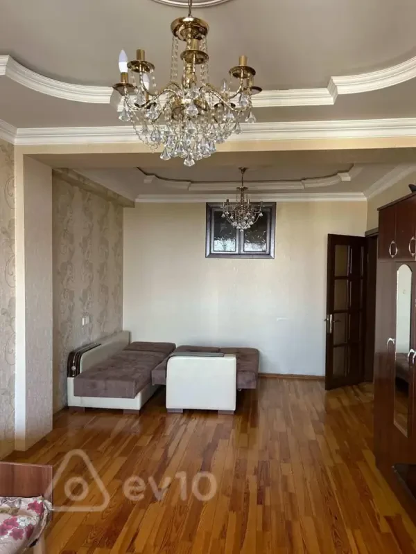 Kirayə verilir 3 otaqlı yeni tikili 120 m²