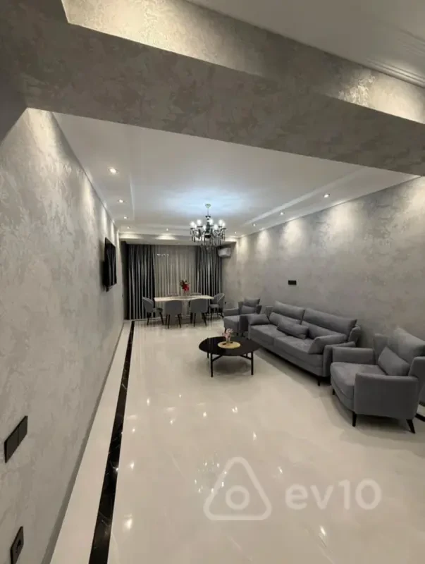Kirayə verilir 3 otaqlı yeni tikili 150 m²