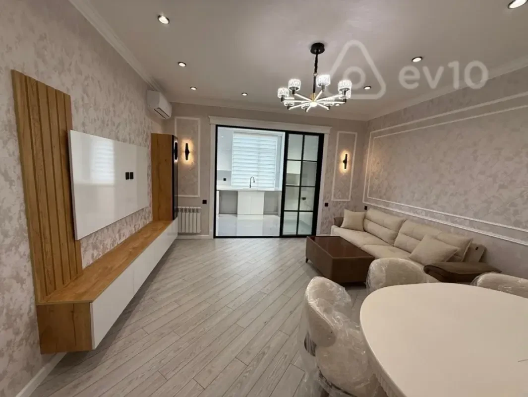 Satılır 3 otaqlı yeni tikili 90 m²