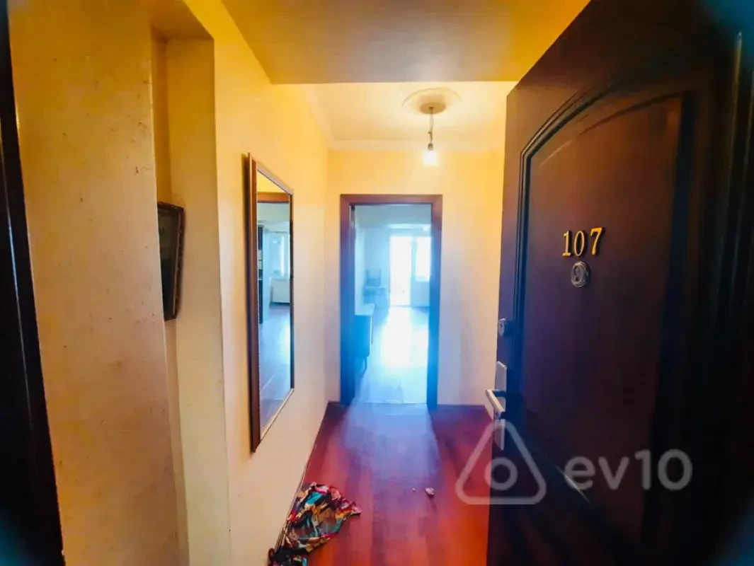 Kirayə verilir 1 otaqlı köhnə tikili 50 m²