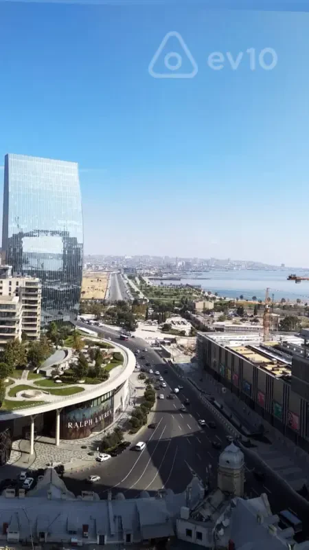 Satılır 4 otaqlı yeni tikili 241 m²