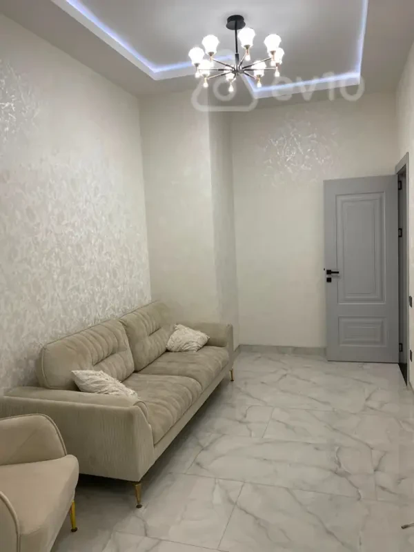 Kirayə verilir 3 otaqlı yeni tikili 84 m²