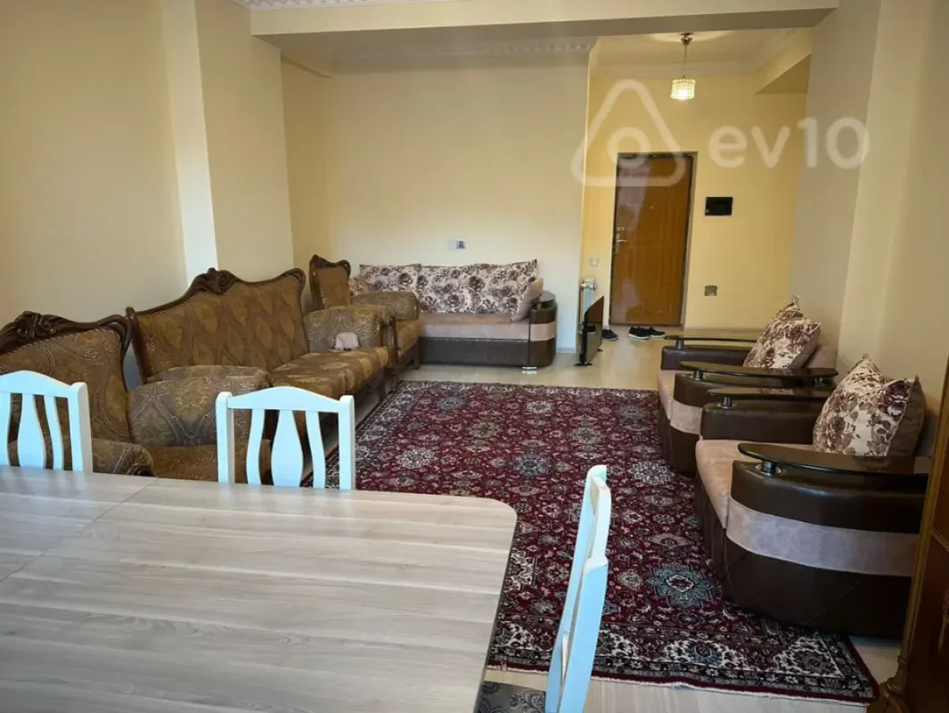 Kirayə verilir 3 otaqlı yeni tikili 110 m²