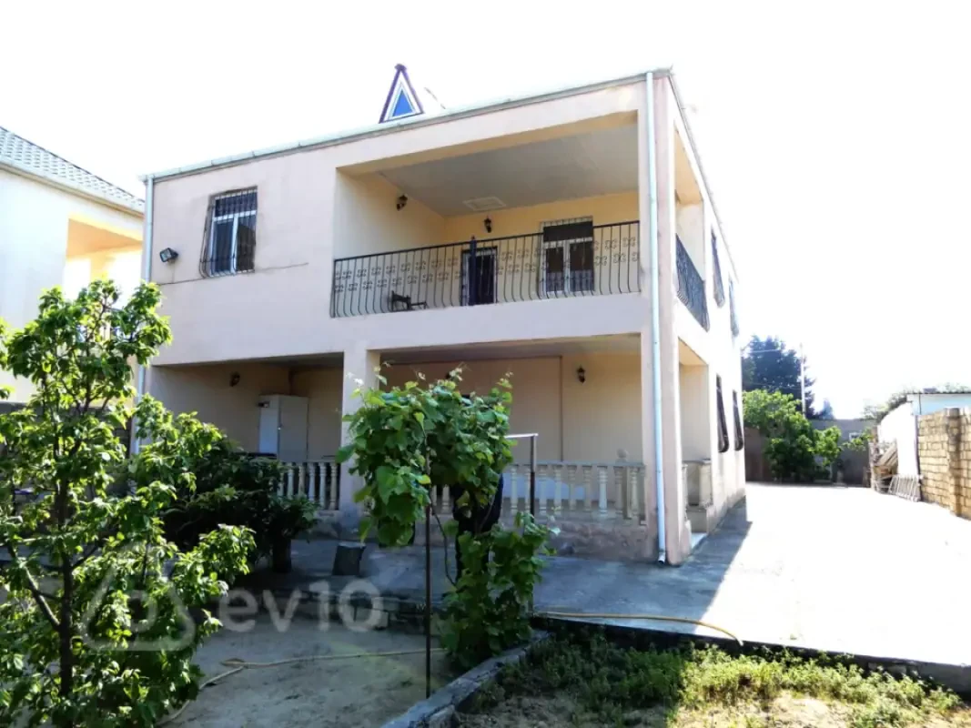 Kirayə verilir 5 otaqlı həyət evi 160 m²