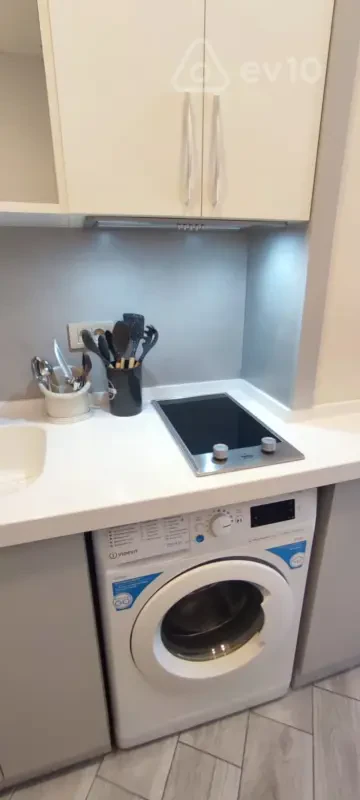 Kirayə verilir 1 otaqlı köhnə tikili 18 m²