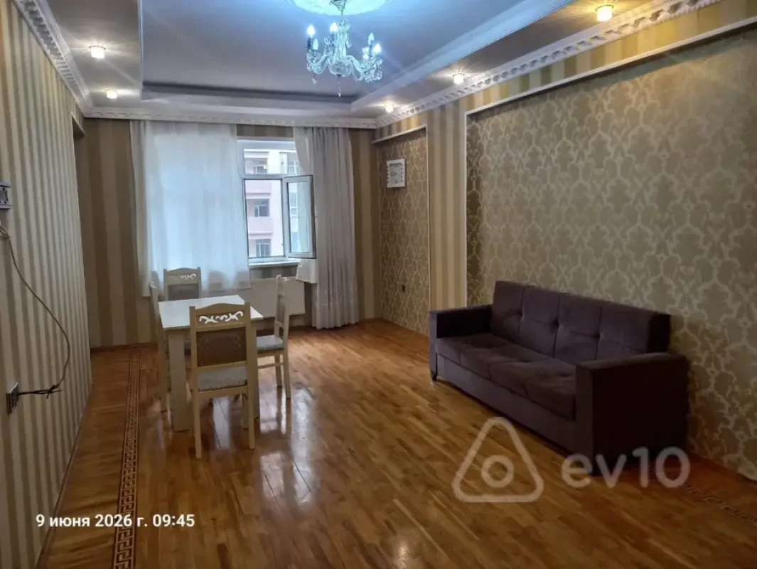 Kirayə verilir 3 otaqlı yeni tikili 120 m²