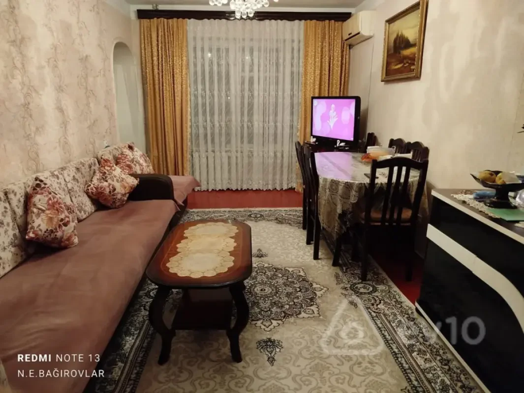 Satılır 2 otaqlı köhnə tikili 40 m²