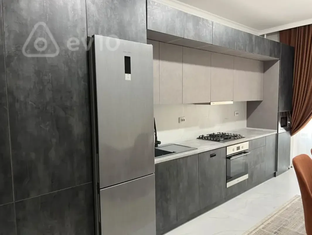 Kirayə verilir 3 otaqlı yeni tikili 90 m²