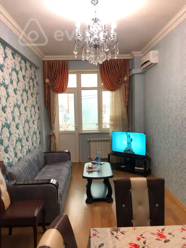 Kirayə verilir 3 otaqlı yeni tikili 90 m²