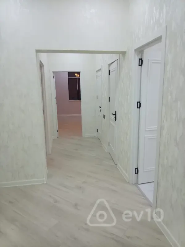 Satılır 2 otaqlı yeni tikili 73 m²