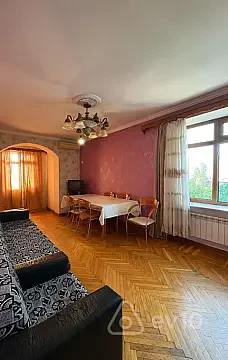 Kirayə verilir 2 otaqlı köhnə tikili 50 m² — Bakı, Nizami 2 otaq 50.00 m²