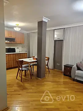 Kirayə verilir 2 otaqlı köhnə tikili 70 m² — Bakı, Nərimanov 2 otaq 70.00 m²