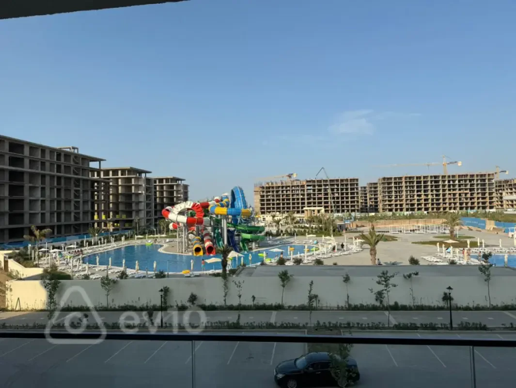 Satılır 3 otaqlı yeni tikili 100 m²