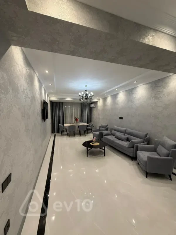 Kirayə verilir 3 otaqlı yeni tikili 1500 m²