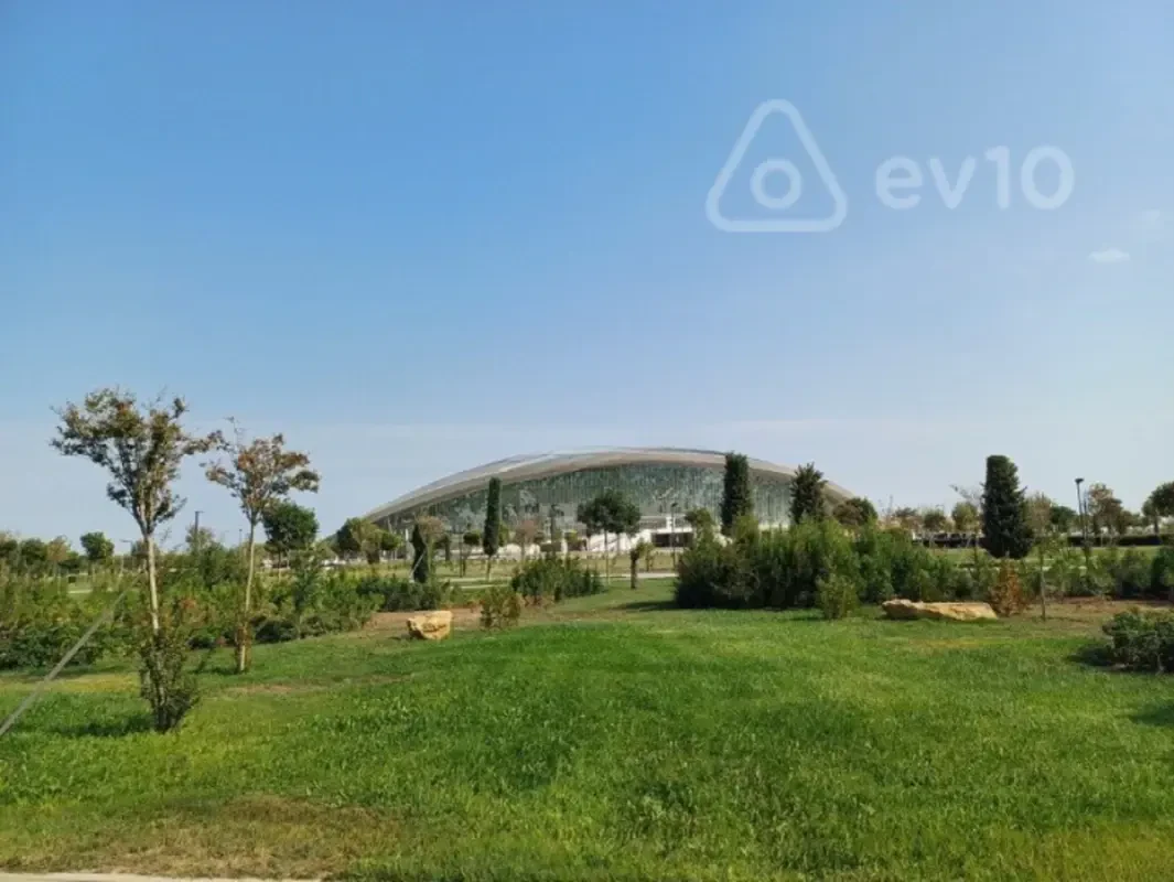Satılır 3 otaqlı yeni tikili 100 m²