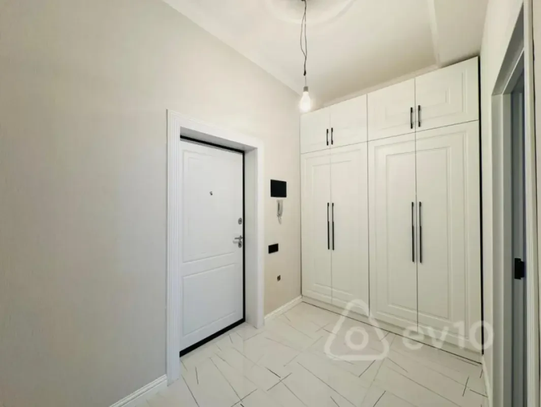 Satılır 2 otaqlı yeni tikili 58 m²